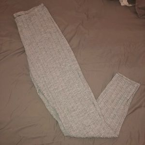 Pretty Little Thing knit leggings